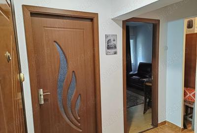 Garsoniera recompartimentata in 2 camere, Centru Campulung - 3