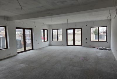 Spațiu comercial, de 89 mp, în Tuzla - 2