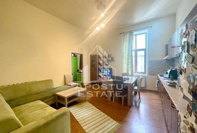 Casa cu 2 apartamente zona Piata Catedralei - 1