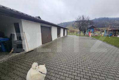 Casă cu 5 camere în Central - 8