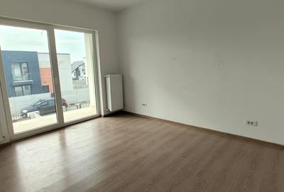Casa - 4 camere - 2 bai - 120 mp utili - 11