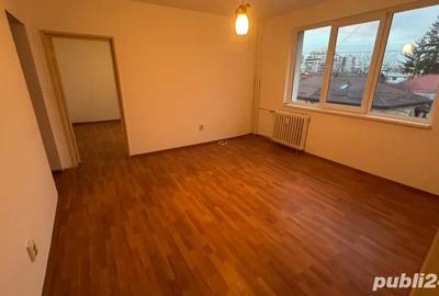 Vand apartament 3 camere, 61 mp, Ploiesti, zona Cina Nord Andrei Muresanu - 1