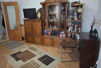 Inchiriere apartament 2 camere | Titan metrou | bloc stradal | etaj 7 | zona verde| curat | civiliza Inchiriere apartament 2 camere | Titan metrou | bloc stradal | etaj 7 | zona verde| curat | civiliza - 2