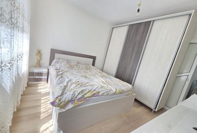 Apartament cu 3 camere semidecomandat în Micro 17 - 7