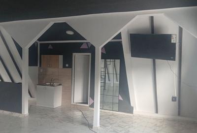 Casă cu 4 camere în Central - 8