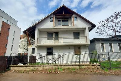 Vand casa in centrul orasului Baia Mare Vand casa in centrul orasului Baia Mare - 2