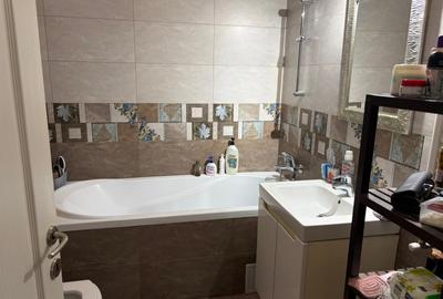 Apartament cu 3 camere decomandat, mobilat în Tomis Plus - 20