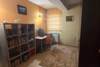 Apartament cu 4 camere decomandat, mobilat în Roșu - 8
