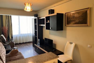 Apartament cu 2 camere semidecomandat, mobilat în Mihai Viteazul