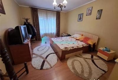 Casă cu 11 camere cu Teren 1200 Mp în Ițcani - 6