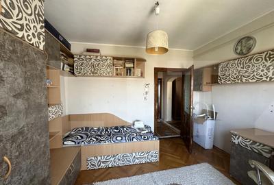 Apartament de vanzare, cu 3 camere, 2 bai, zona Iulius Town - 8