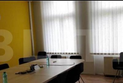 Spa?iu de inchiriat, ultracentral pentru birou, cabinet sa - 2