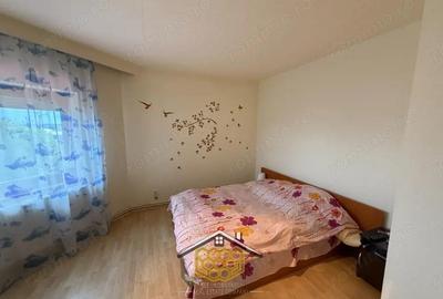 Casă cu Teren 950 Mp în Central