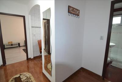 Apartament cu 3 camere decomandat în Astra - 20