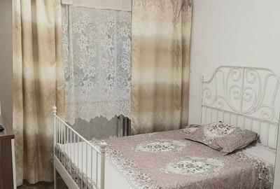 Apartament cu 2 camere decomandat în Rovine