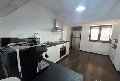 Apartament cu 3 camere semidecomandat în Micro 3 - 1