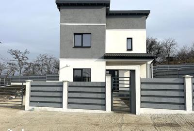 Casă cu 4 camere cu Teren 440 Mp în Tomești - 8
