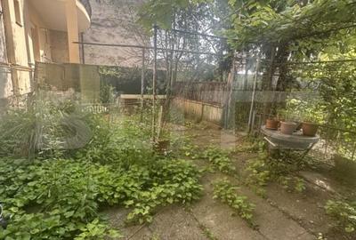 Casa tip apartament, cu 3 camere, 86 mp, zona 14 Mai - 12