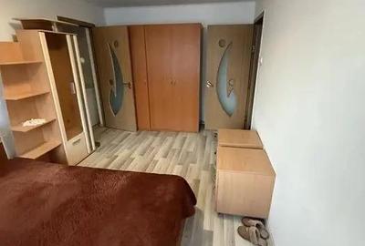 Apartament cu 2 camere semidecomandat în 1 Decembrie 1918