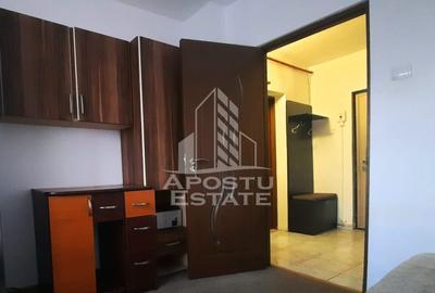 Apartament cu 3 camere semidecomandat, mobilat în Miorița - 5