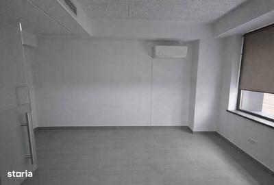 Spațiu comercial, de 41 mp, în Central