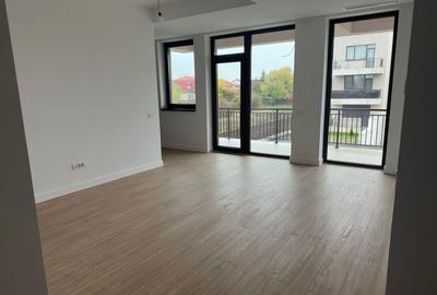 De inchiriat // Spatii de birouri // 8 locuri de parcare // Curte - 3