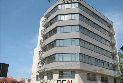 Spațiu comercial, de 105 mp, în Ștefan cel Mare - 11