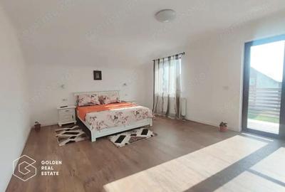 Casă cu 4 camere cu Canalizare în Central - 7