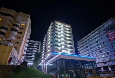 Apartament cu 3 camere decomandat în Nicolina - 8