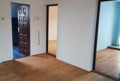 Vand casa ?i spa?iu comercial - 7