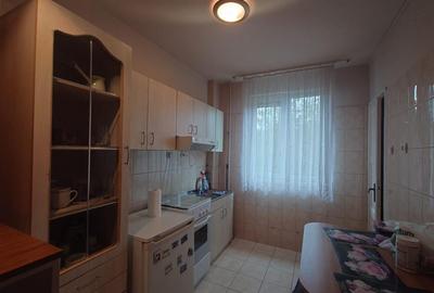 Apartament cu 3 camere semidecomandat în Central - 5
