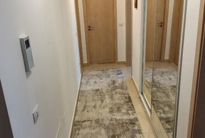 Apartament cu 3 camere decomandat, mobilat în Tractorul - 1