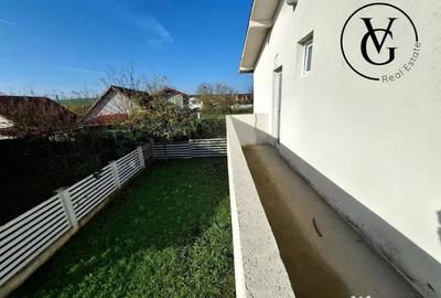 Casă cu 5 camere cu Teren 240 Mp în Valu lui Traian
