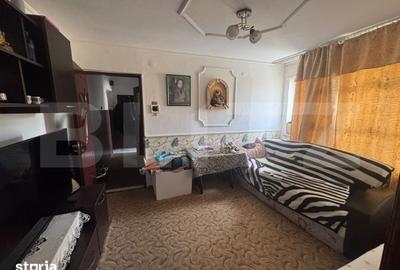 Apartament cu 3 camere semidecomandat în Valea Rosie