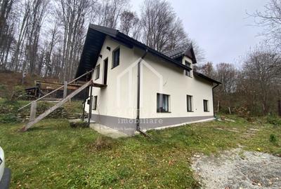 Casă individuală cu 4 camere cu Teren 600 Mp în Central - 2