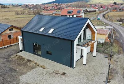 Casă cu 4 camere cu Teren 670 Mp în Leliceni - 4