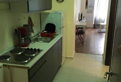 Garsonieră decomandată în Central - 2