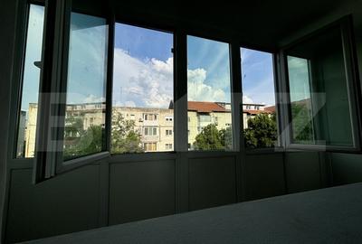 Apartament de vanzare, total decomandat, cu 4 camere, 79 mp, zona Girocului - 9