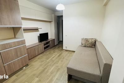 Apartament cu 2 camere în Apărătorii Patriei