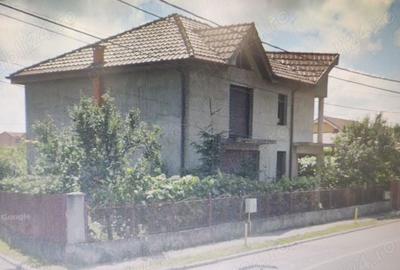 Casă cu 4 camere în Central - 5