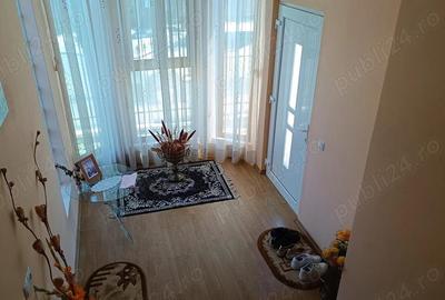 Casă cu 5 camere în Poiana - 14