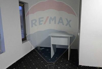 Spatiu de birouri/comercial de 45mp de inchiriat in zona Nicolina - 2