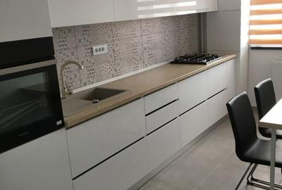 Apartament cu 2 camere decomandat în Central - 1