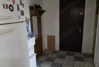 Apartament cu 3 camere semidecomandat, mobilat în Drumul Taberei - 4