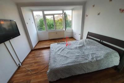 Apartament 3 camere Titan Piata Minis decomandat