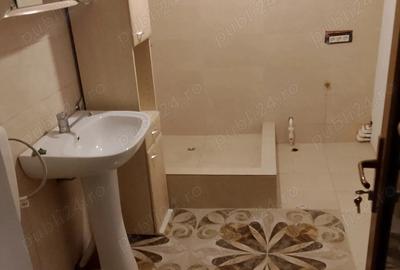 Casă cu 4 camere în Central - 3