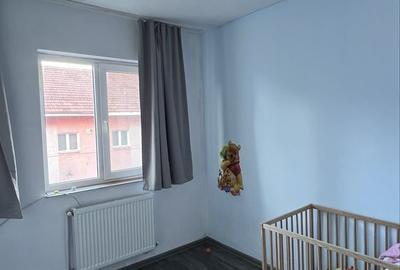 Apartament cu 3 camere semidecomandat în Central - 5