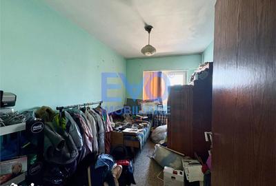 Apartament cu 3 camere decomandat în Independenței - 2