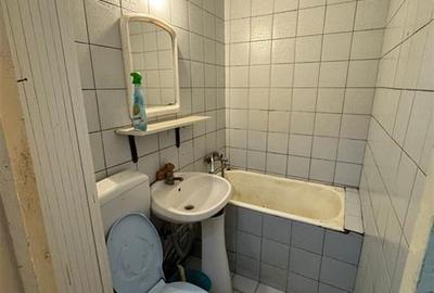 2 camere, zona sud, etaj 3/4, izolat, termopan (necesita renovare) - 10
