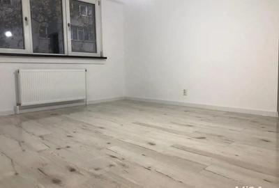 Apartament cu 2 camere decomandat în Palazu Mare